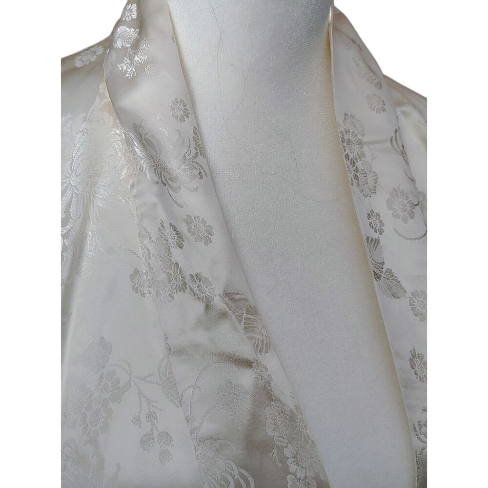 Silver Lake 100% Silk Jacquard Robe XL NOS Ivory - Picture 13 of 16